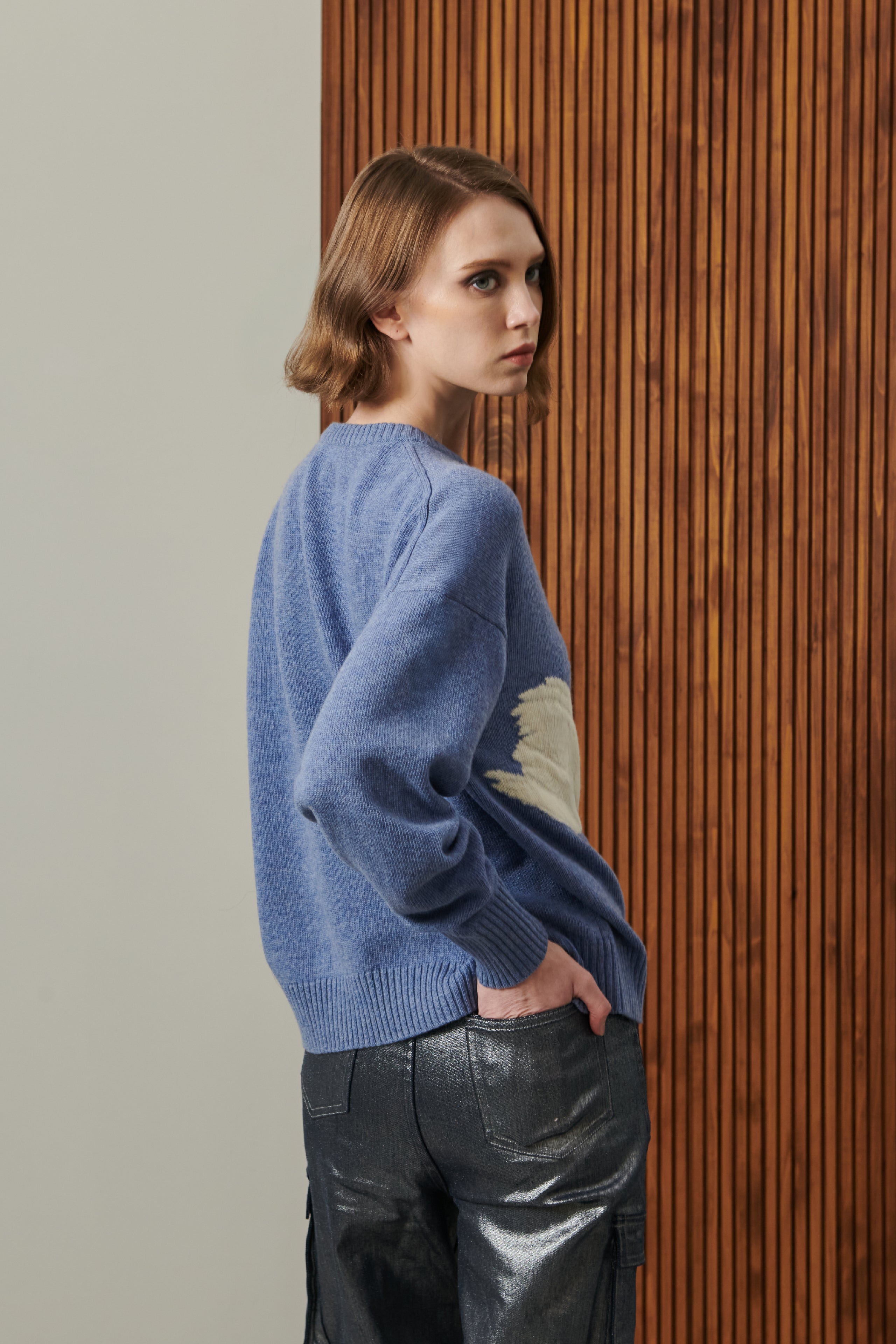 CLAUDIA SWAN WOOL SWEATER – YÉONI.